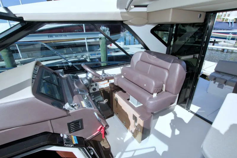 Slide: The Image of Regal 46 Sport Coupe 2014 - 34