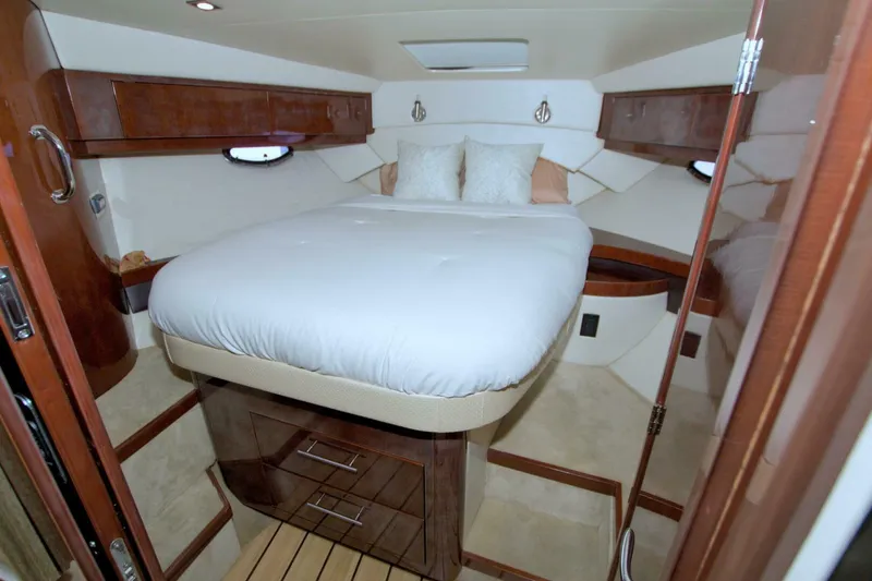 Slide: The Image of Regal 46 Sport Coupe 2014 - 43