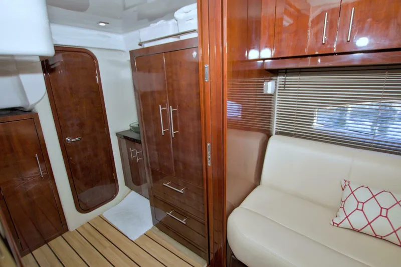 Slide: The Image of Regal 46 Sport Coupe 2014 - 52