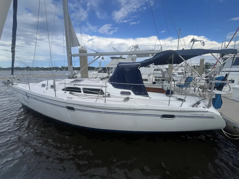 The Image of Catalina 350 2003 - 0