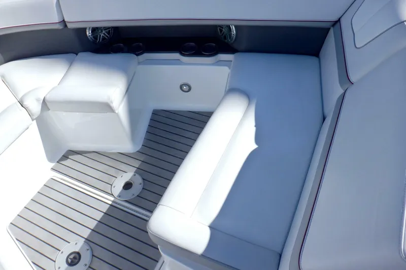 Slide: The Image of Formula 350 Crossover Bowrider 2015 - 21