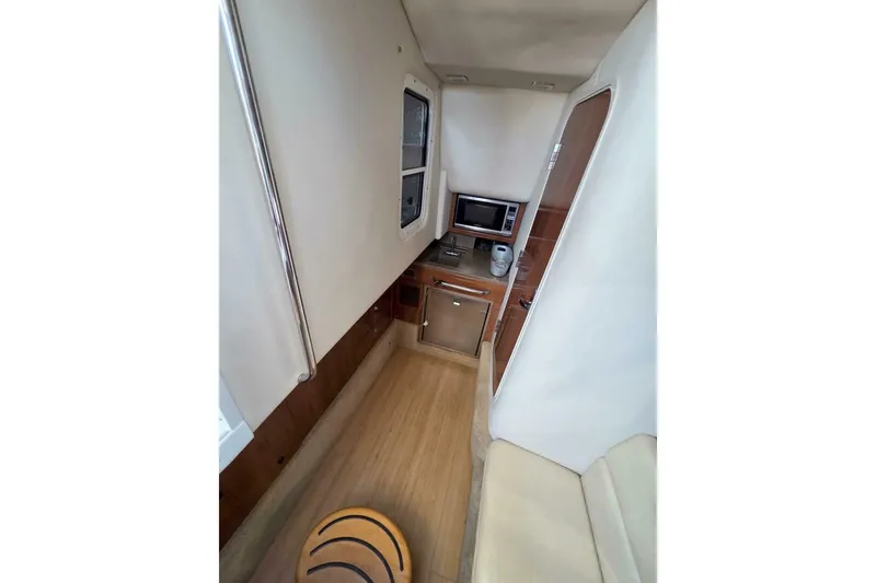 Slide: The Image of Formula 350 Crossover Bowrider 2015 - 30