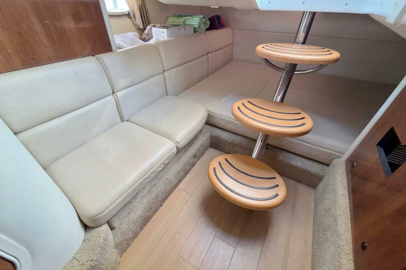 Slide: The Image of Formula 350 Crossover Bowrider 2015 - 36