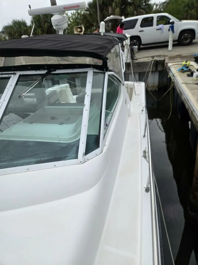 Slide: The Image of Tiara 3500 Open 2002 - 18