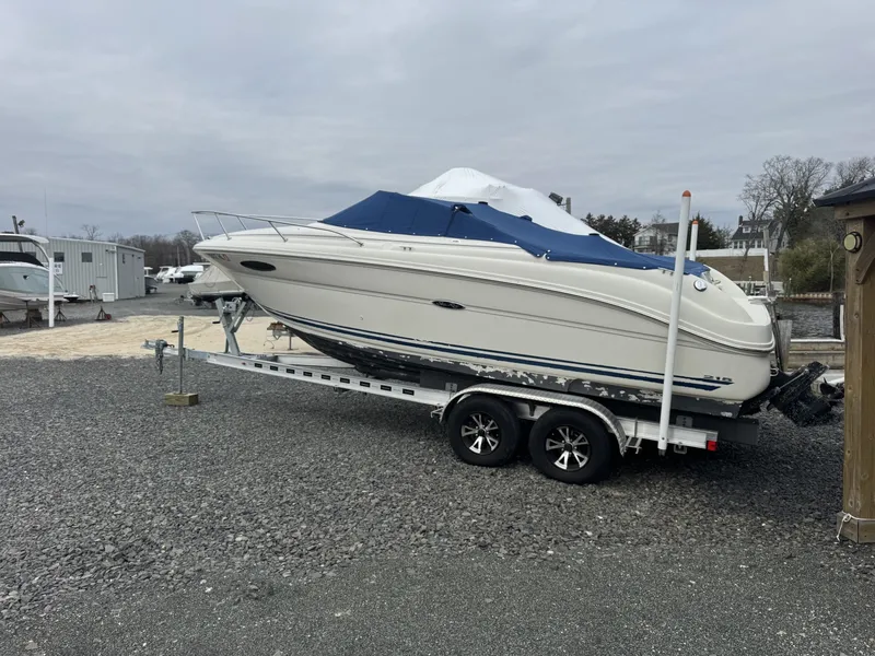 Slide: The Image of Sea Ray 215 Weekender 2004 - 2