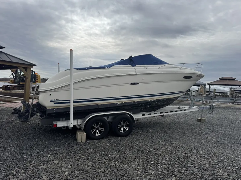 Slide: The Image of Sea Ray 215 Weekender 2004 - 4