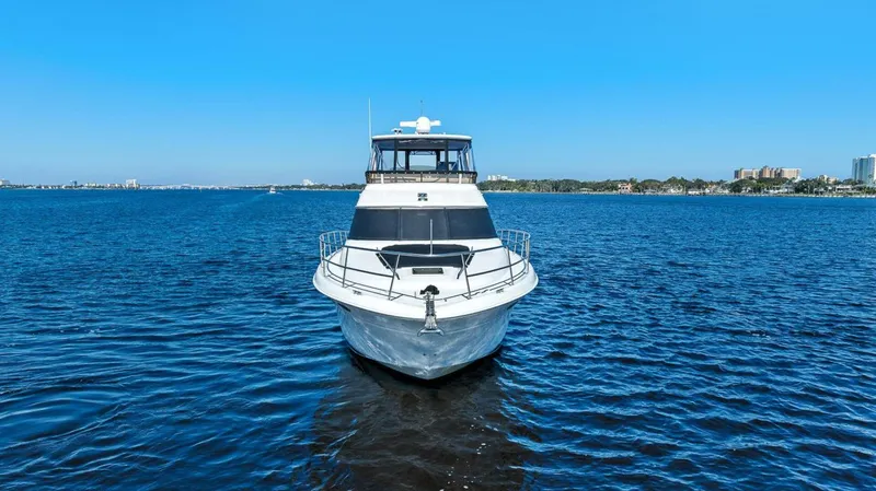 Slide: The Image of Sea Ray 480 Sedan Bridge 1998 - 11