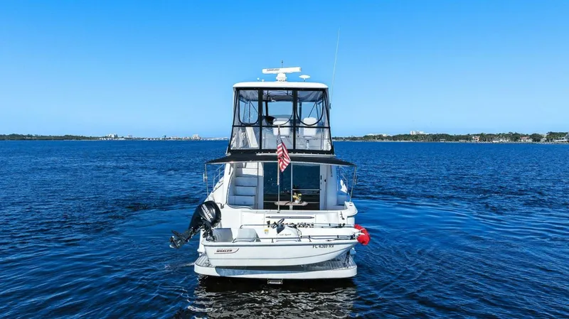 Slide: The Image of Sea Ray 480 Sedan Bridge 1998 - 23