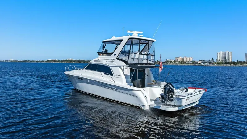 Slide: The Image of Sea Ray 480 Sedan Bridge 1998 - 24