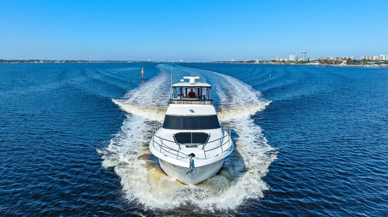 Slide: The Image of Sea Ray 480 Sedan Bridge 1998 - 32