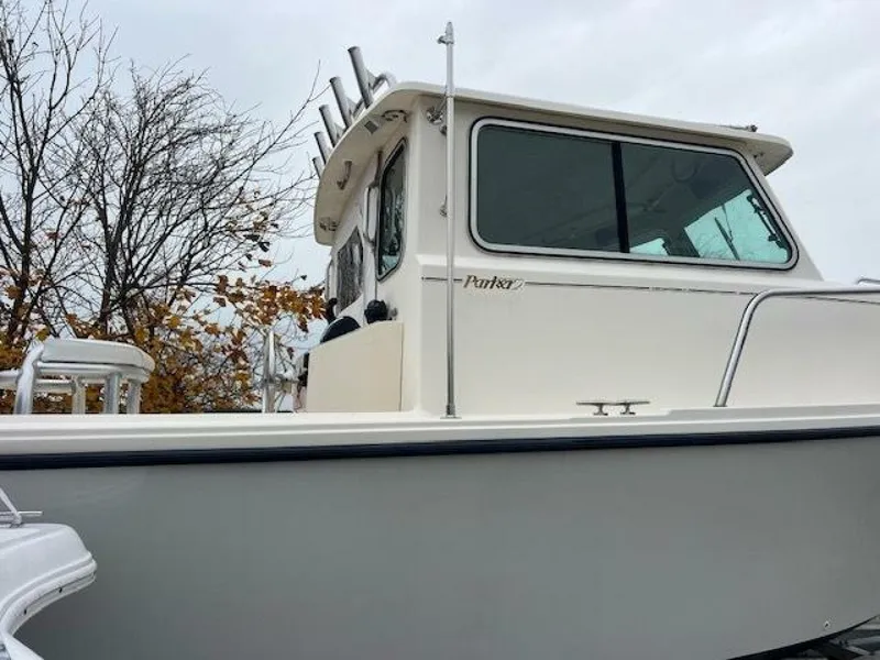 Slide: The Image of Parker Marine 2520 XL 2005 - 3