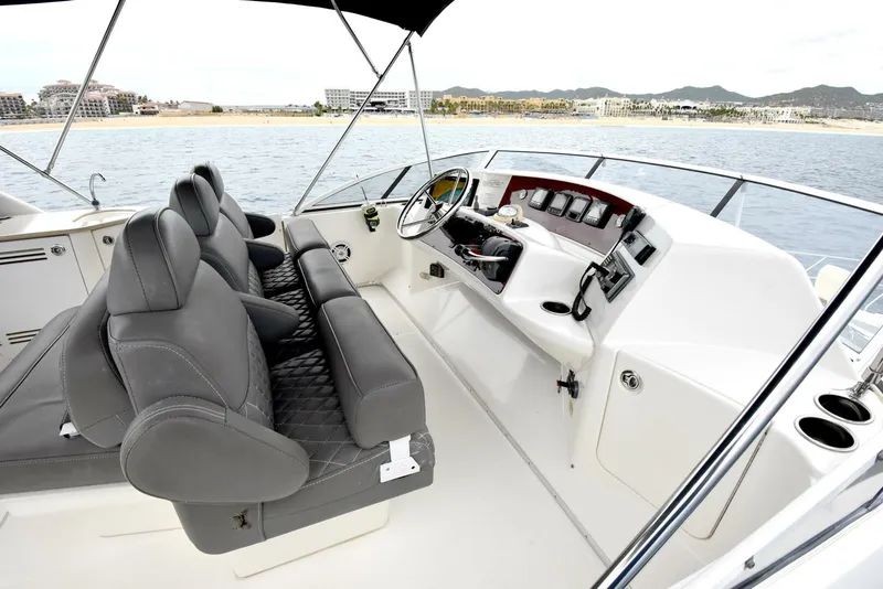 Slide: The Image of Silverton 38 Sport Bridge 2010 - 45