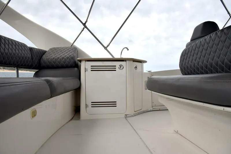 Slide: The Image of Silverton 38 Sport Bridge 2010 - 60