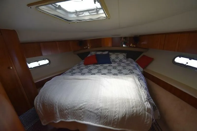 Slide: The Image of Tiara 52 Sport Yacht 2001 - 24