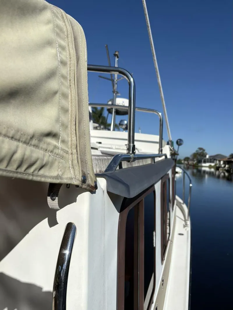 Slide: The Image of Ranger Tug R-27 2014 - 4