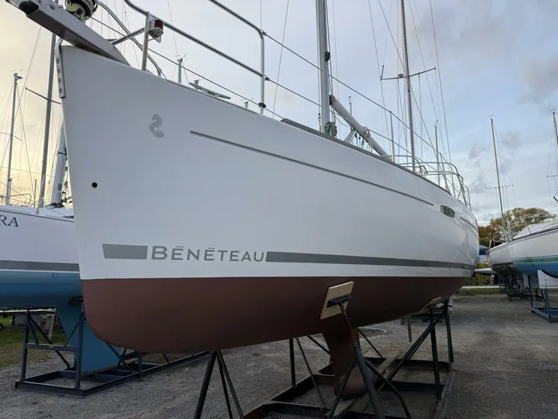 Slide: The Image of Beneteau 2008 - 11