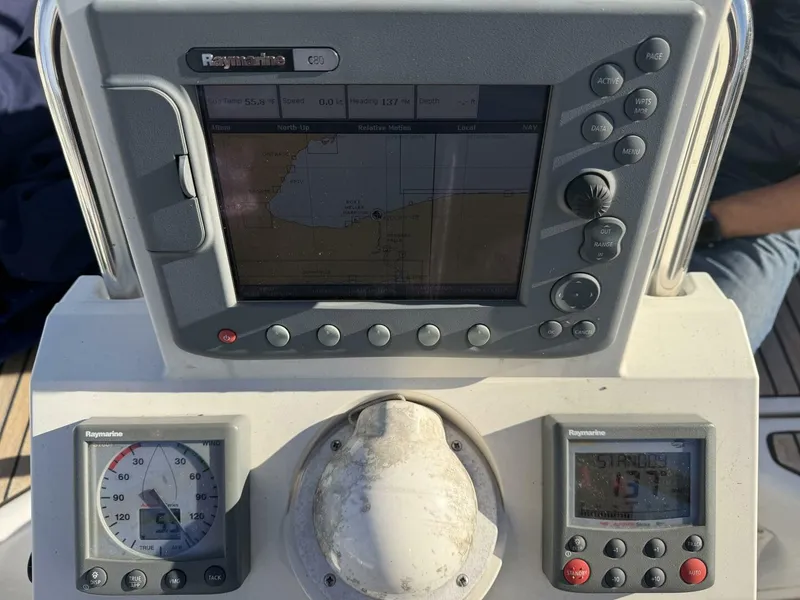 Slide: The Image of Beneteau 2008 - 16