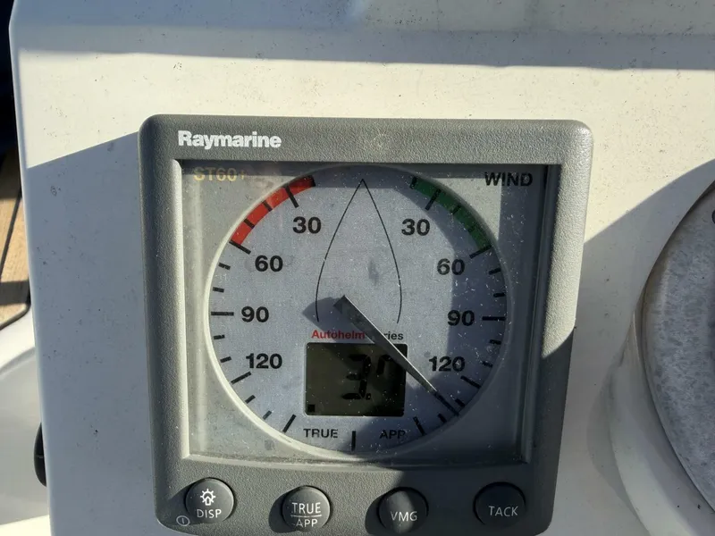 Slide: The Image of Beneteau 2008 - 19