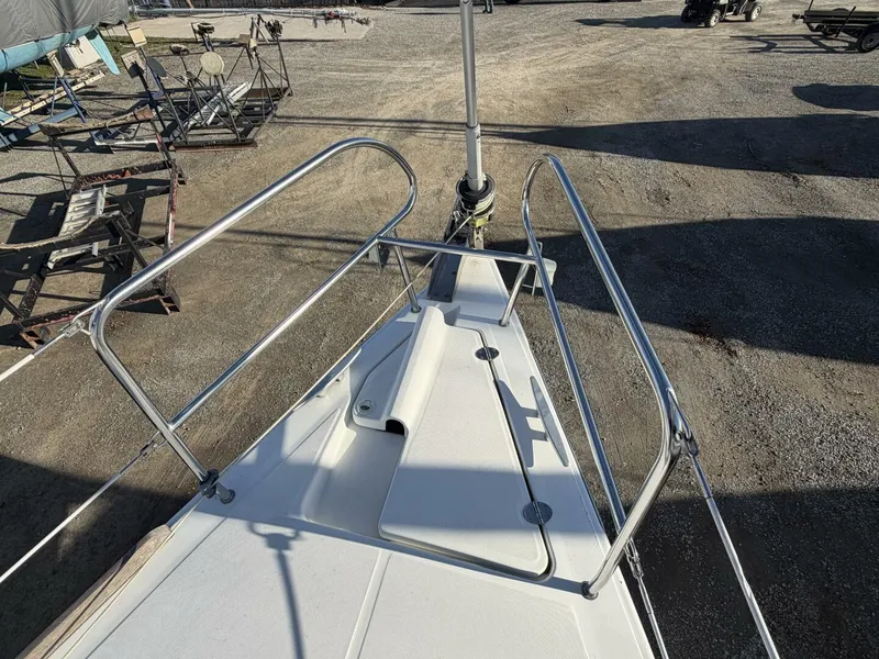 Slide: The Image of Beneteau 2008 - 28