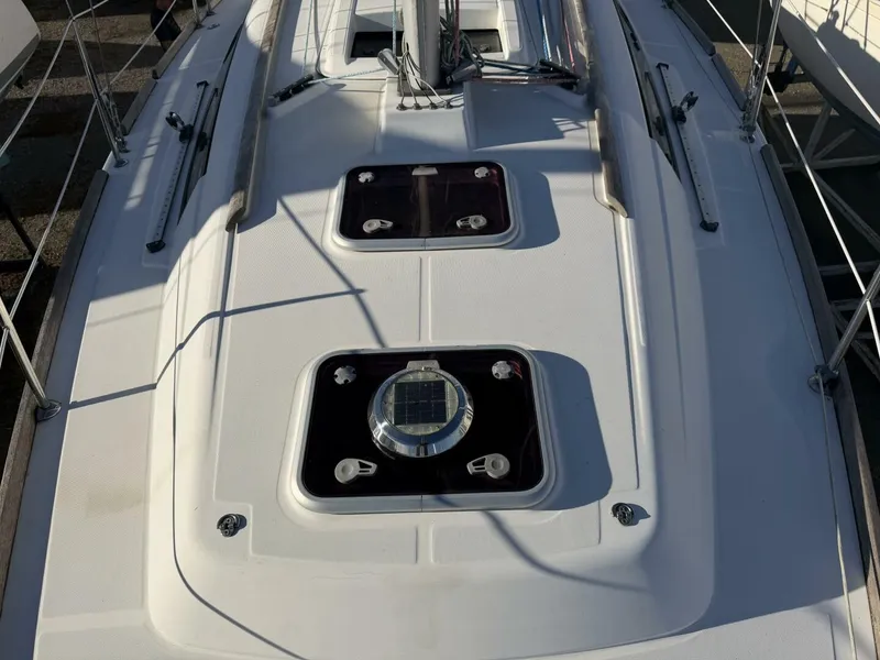 Slide: The Image of Beneteau 2008 - 30