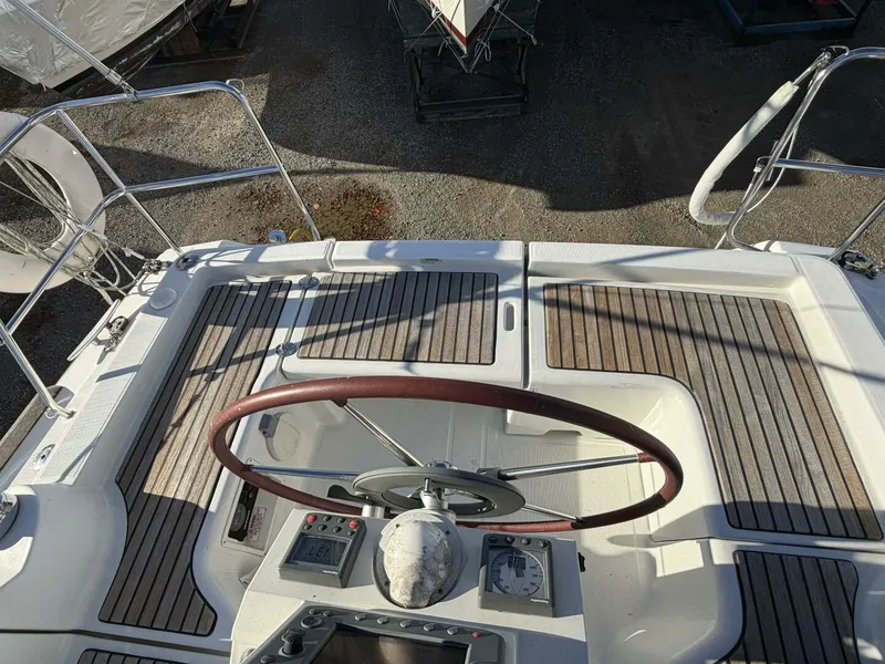 Slide: The Image of Beneteau 2008 - 39