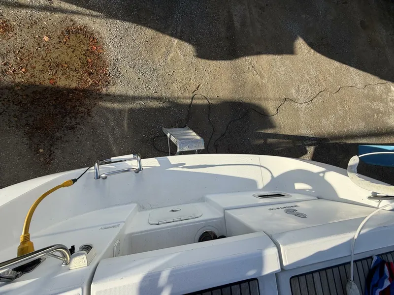 Slide: The Image of Beneteau 2008 - 40