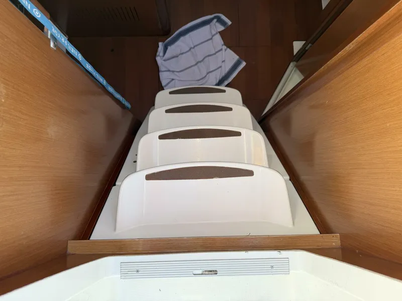 Slide: The Image of Beneteau 2008 - 41