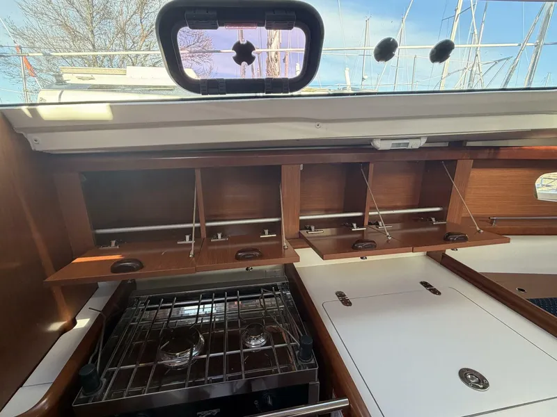 Slide: The Image of Beneteau 2008 - 47