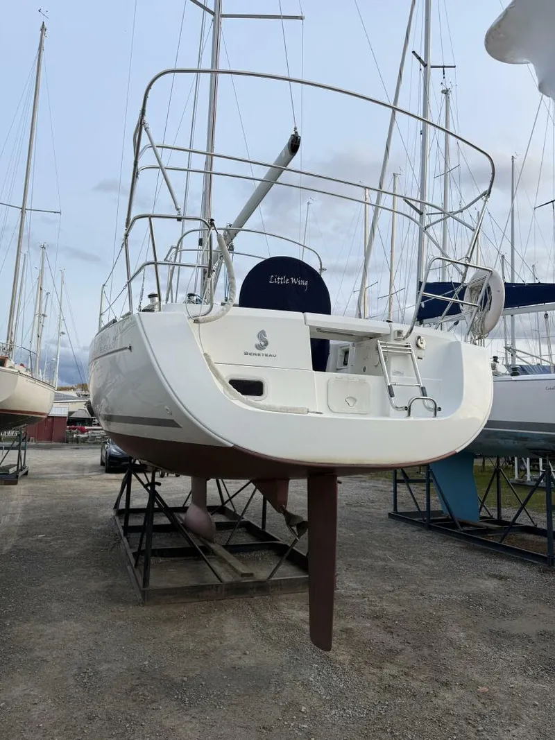 Slide: The Image of Beneteau 2008 - 7