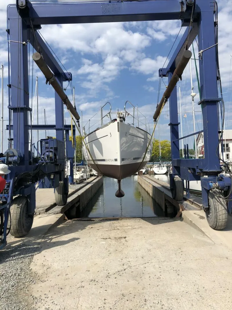 Slide: The Image of Beneteau 2008 - 81