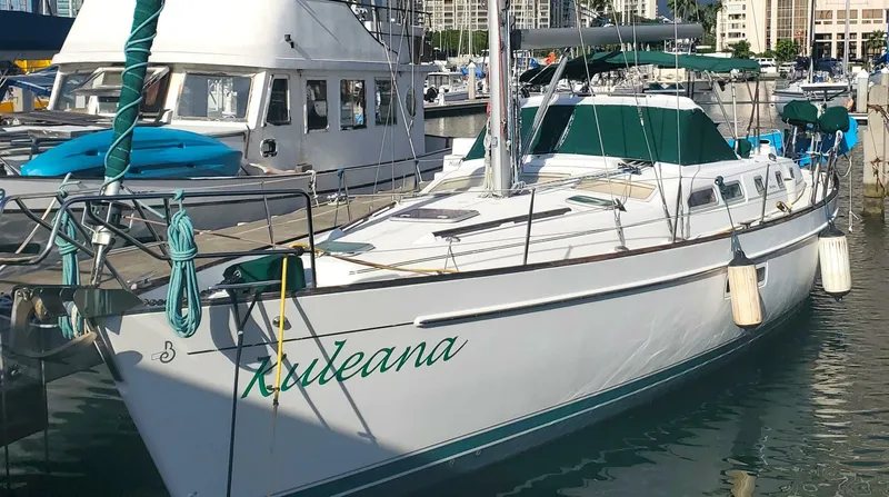 Slide: The Image of Beneteau Center Cockpit 2003 - 2