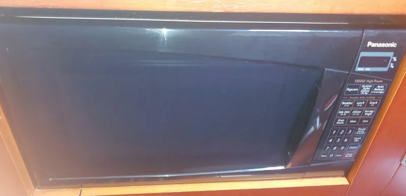 Slide: The Image of Beneteau Center Cockpit 2003 - 21