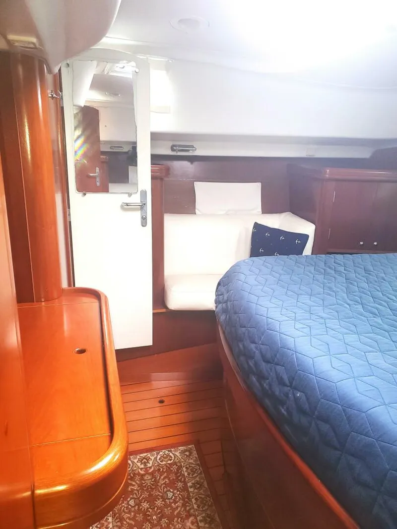 Slide: The Image of Beneteau Center Cockpit 2003 - 25