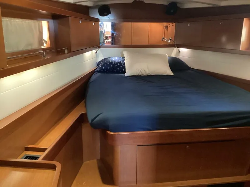 Slide: The Image of Beneteau Oceanis ICW 2012 - 21