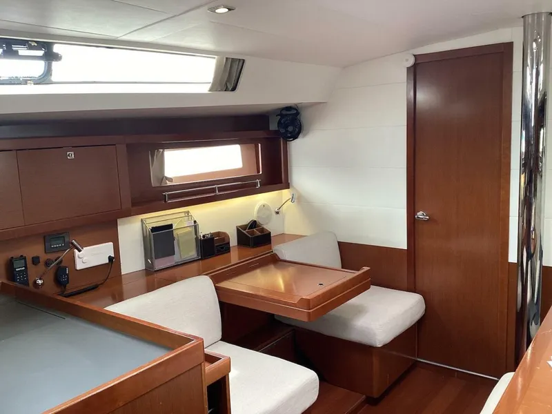 Slide: The Image of Beneteau Oceanis ICW 2012 - 26
