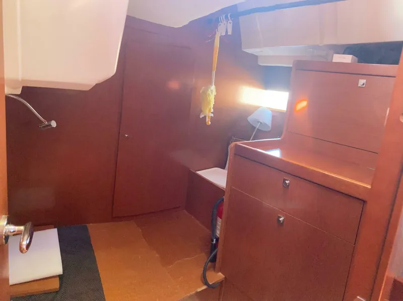 Slide: The Image of Beneteau Oceanis ICW 2012 - 30