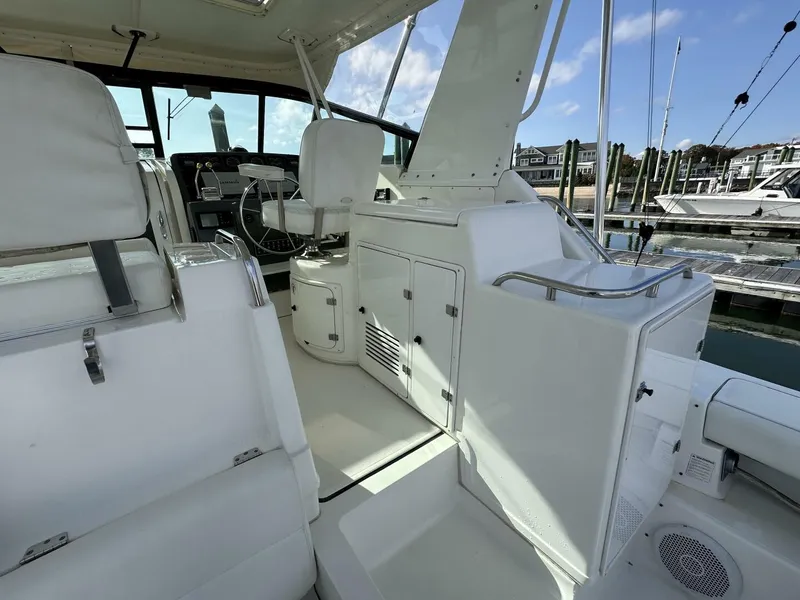 Slide: The Image of Tiara 4300 Open 2001 - 6
