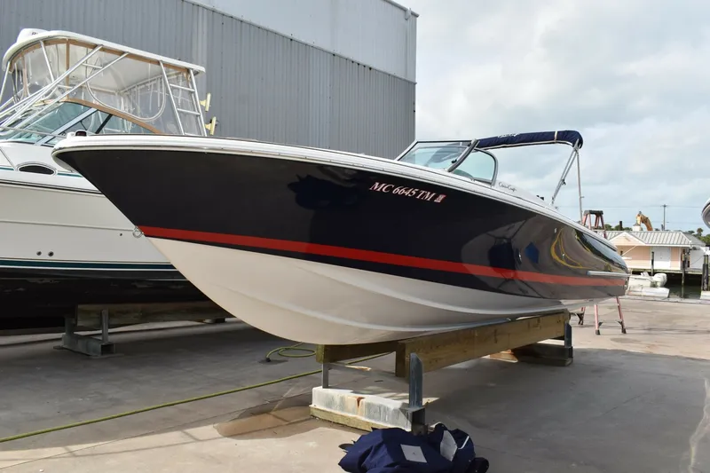 The Image of Chris-Craft Launch 25 2003 - 0