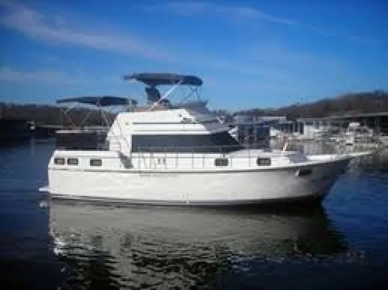 The Image of Carver Yachts 3607 AC 1983 - 0