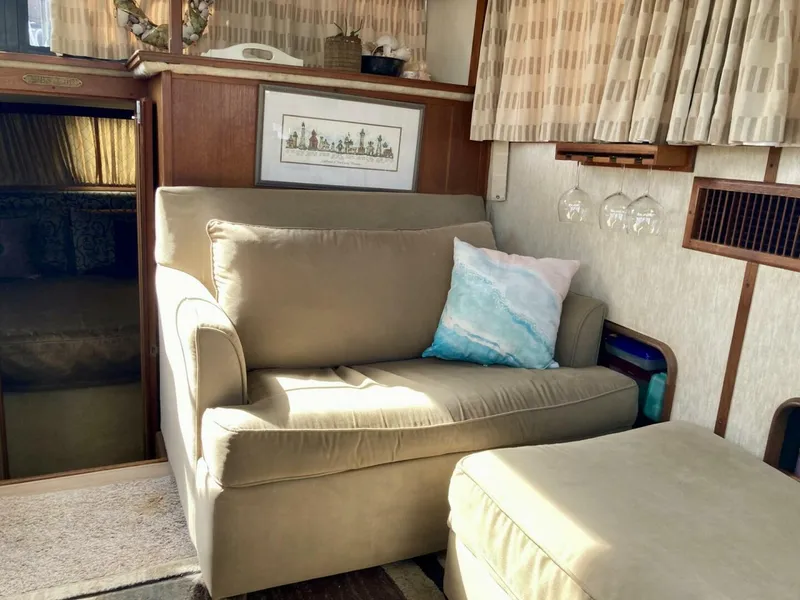 Slide: The Image of Carver Yachts 3607 AC 1983 - 3