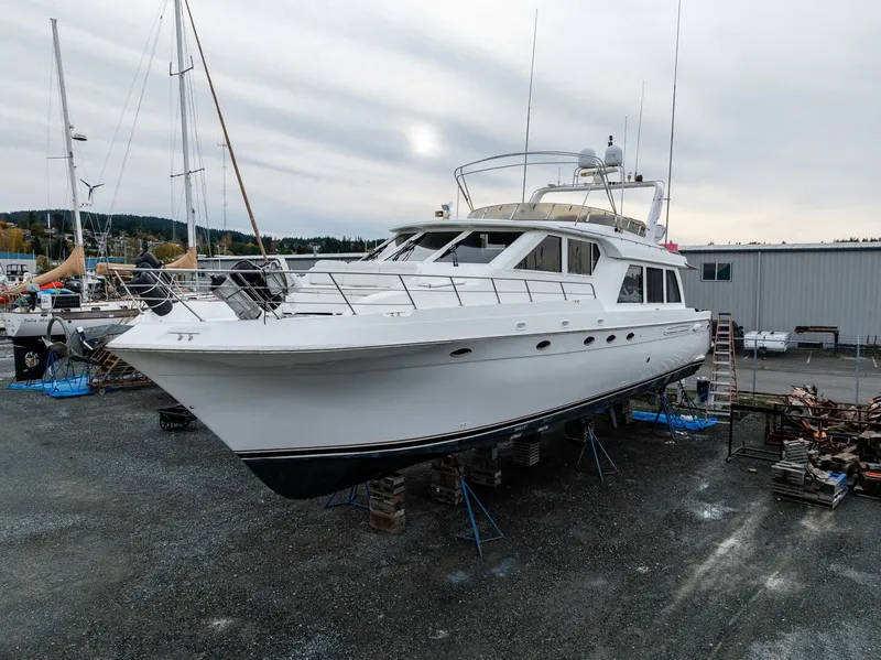 The Image of Navigator 61 Pilothouse 2001 - 0
