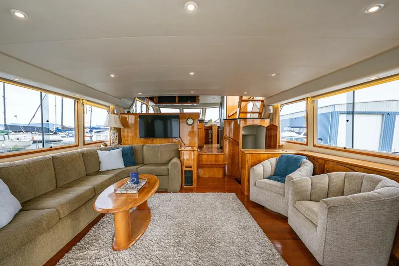 Slide: The Image of Navigator 61 Pilothouse 2001 - 13
