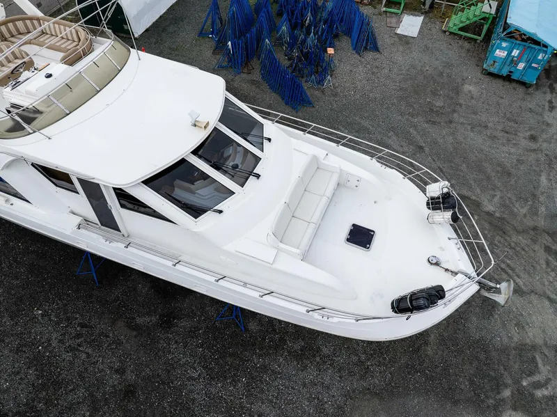 Slide: The Image of Navigator 61 Pilothouse 2001 - 5