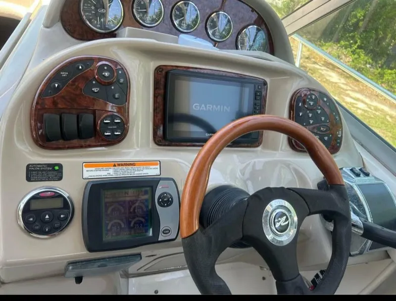 Slide: The Image of Sea Ray 300 Sundancer 2006 - 6