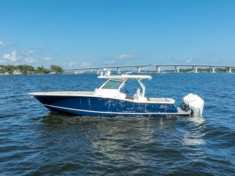 The Image of Scout 355 LXF 2023 - 0