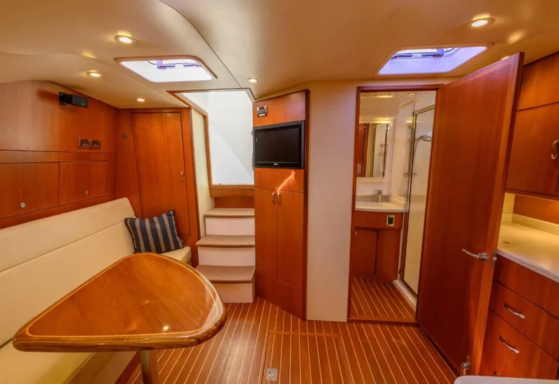 Slide: The Image of Cabo 40 Hardtop Express 2013 - 3