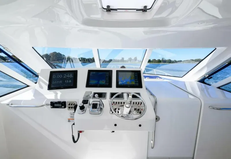 Slide: The Image of Cabo 40 Hardtop Express 2013 - 8