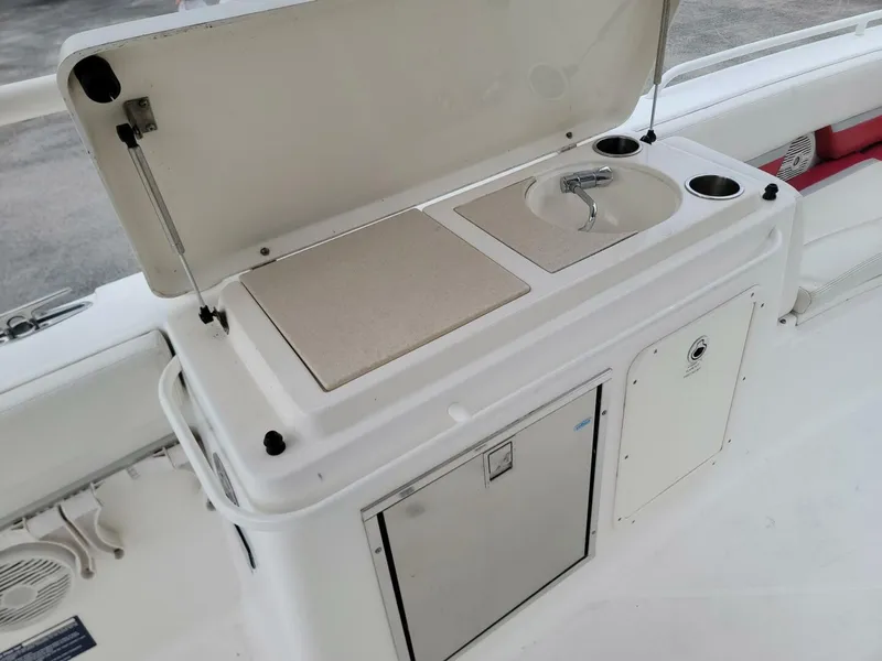 Slide: The Image of Wellcraft 30 Scarab Sport 2008 - 15