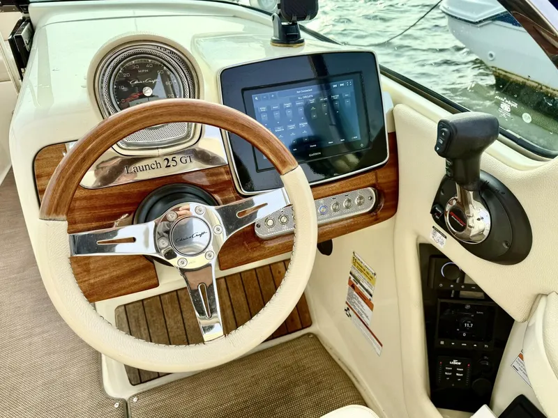 Slide: The Image of Chris-Craft Launch 25 GT 2022 - 17