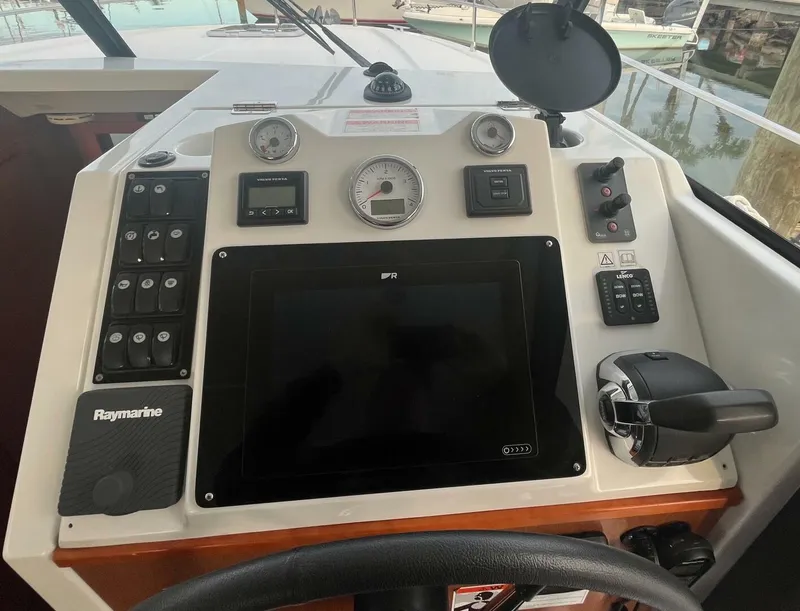 Slide: The Image of Beneteau Swift Trawler 30 2016 - 10